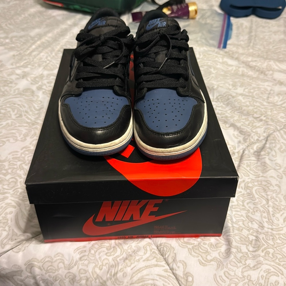 Air Jordan 1 low
